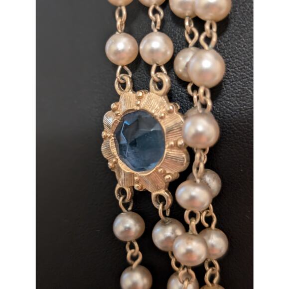 Vtg Multi-Strand Faux Pearl Colored Glass Medallion Designer Look 58" Necklace - Picture 5 of 10